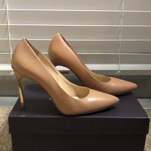 Enzo Tan Heels